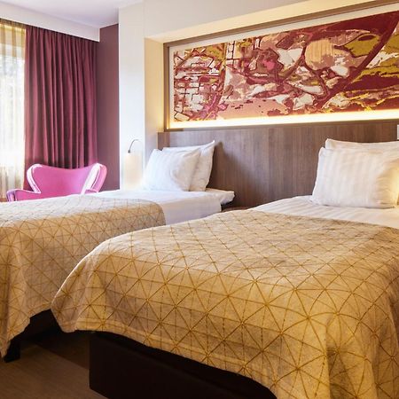 Auberge Du Bonheur Τίλμπουργκ Εξωτερικό φωτογραφία